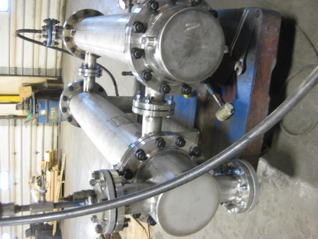Shell and tube heat exchanger assembly